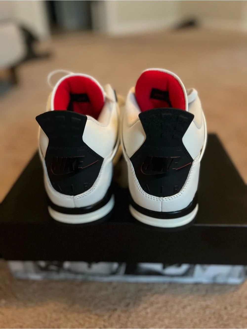 Jordan Air Jordan 4 Retro OG FC Sail\Black University Red